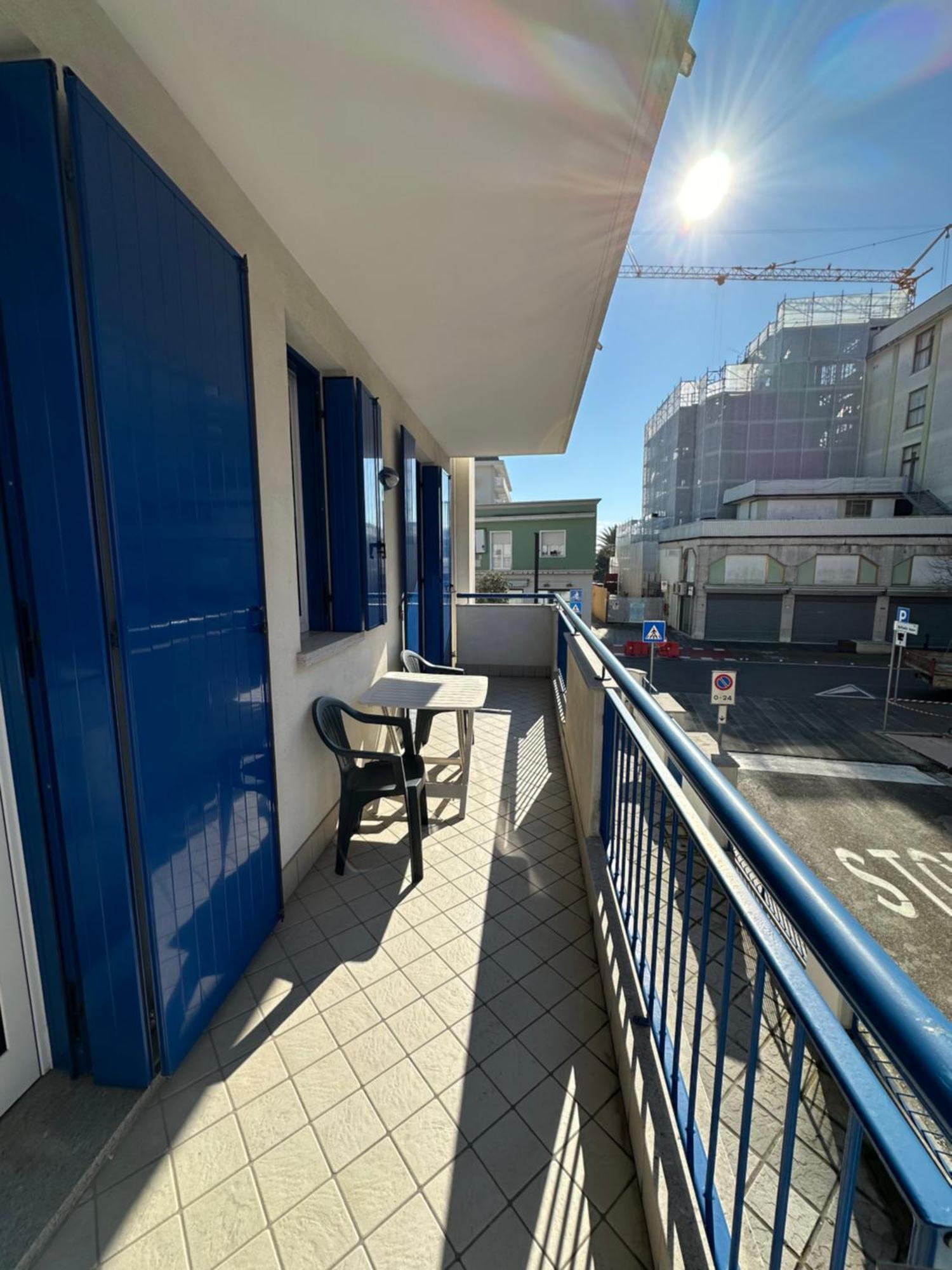Residence Stefania - Agenzia Cocal Каорле Екстериор снимка